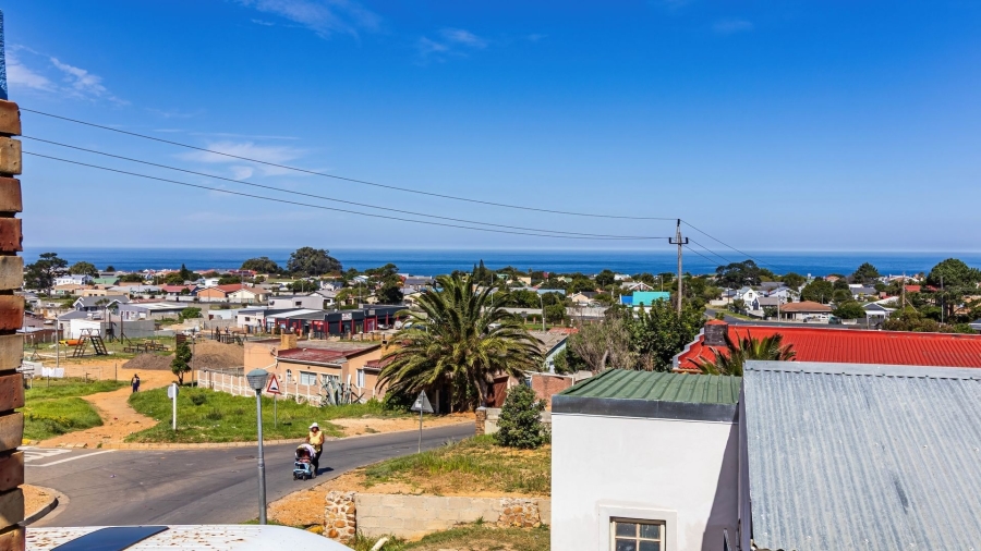 4 Bedroom Property for Sale in Kleinmond Western Cape